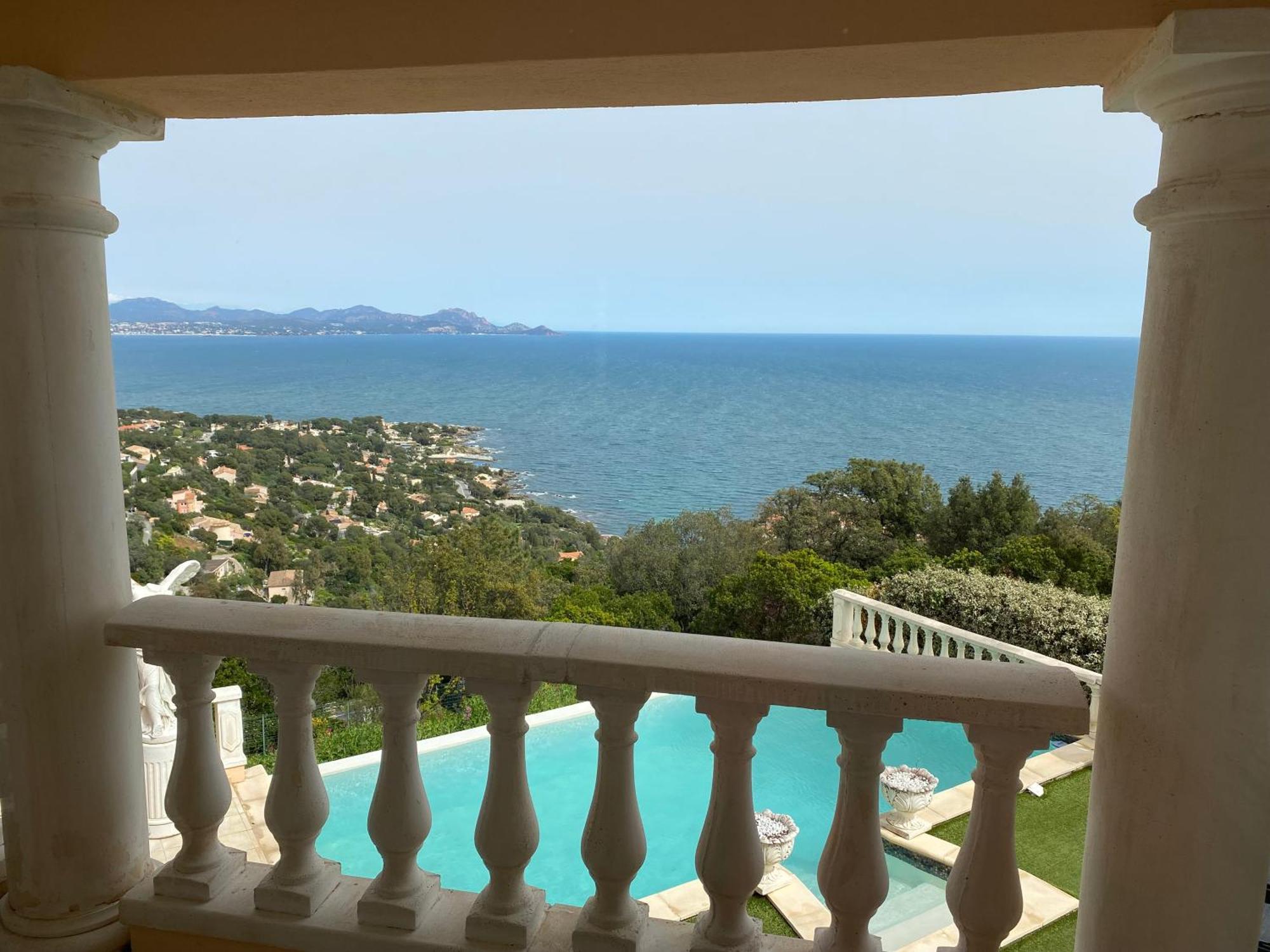 Villa Goonie لي إيسامبر المظهر الخارجي الصورة